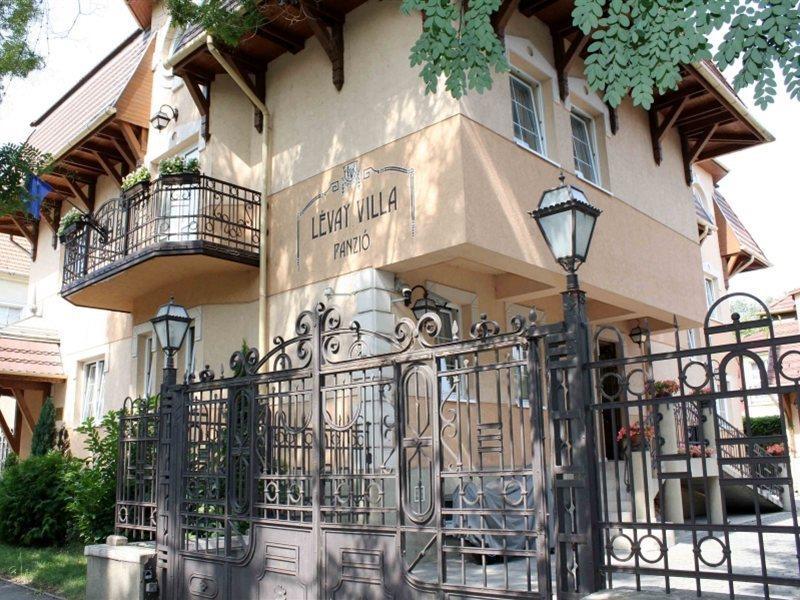Lévay Villa Hotel Miskolc Extérieur photo